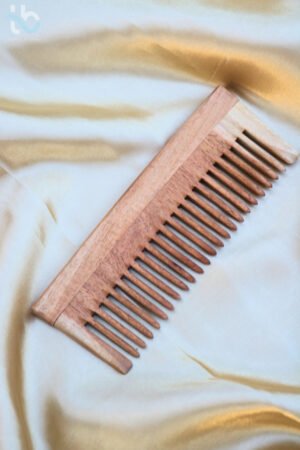 Neem Wood Wide-Tooth Comb (Light Satin)